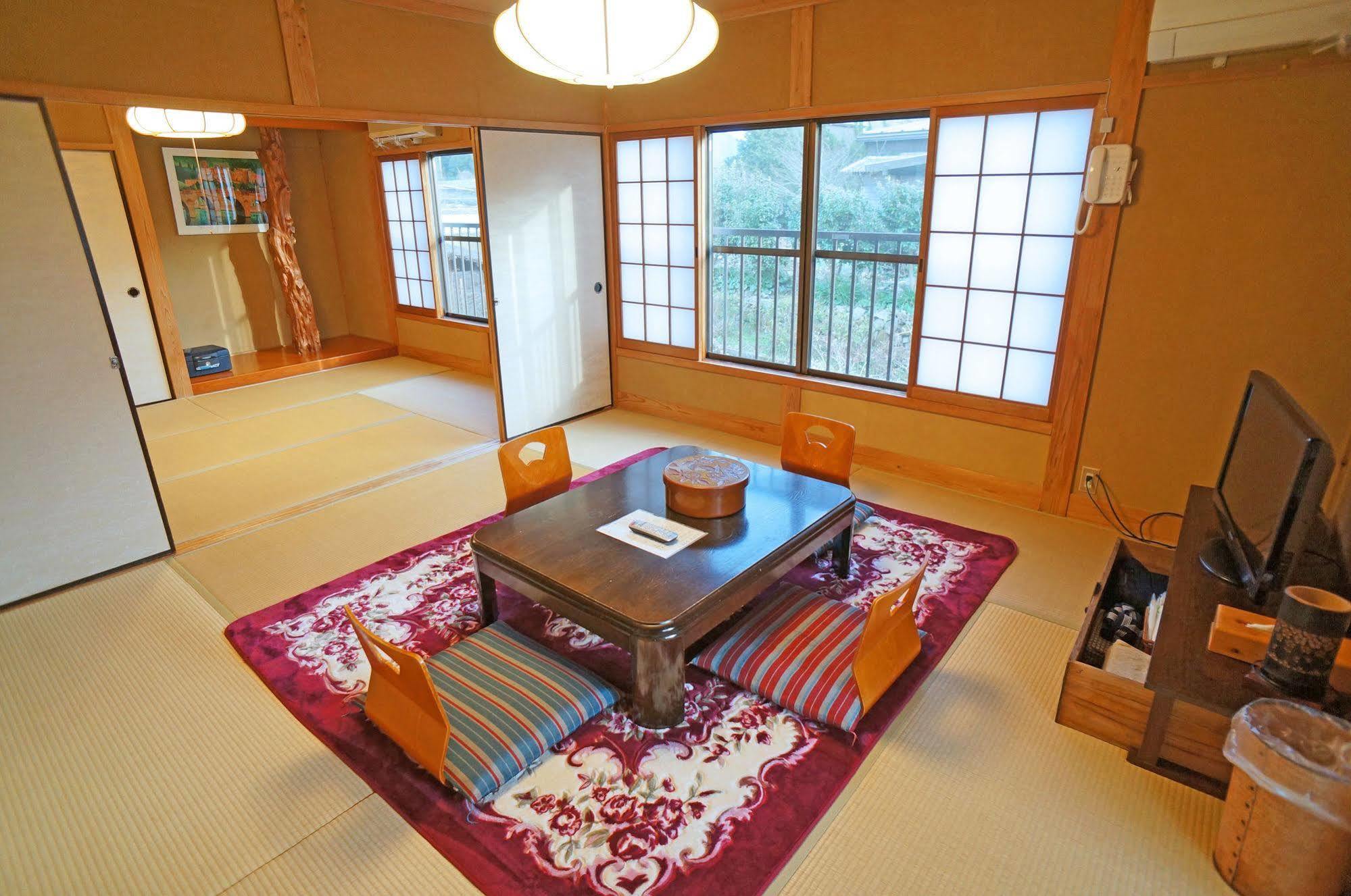 Ryokan Yufunoyado Kifu 3*